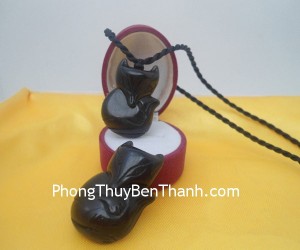 ho-ly-thach-anh-den-02